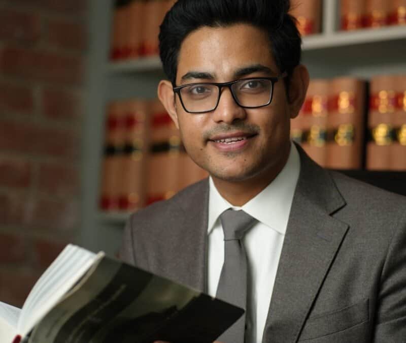 Who is the best lawyer of Bangladesh?